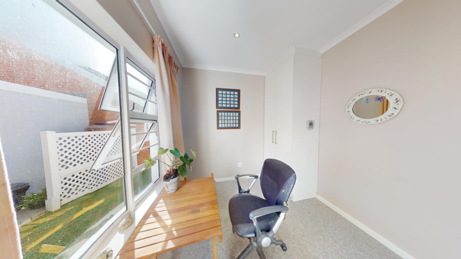 2 Bedroom Property for Sale in Fairview Eastern Cape